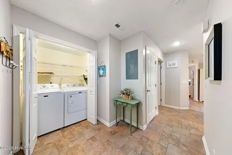 3030 Marsh Winds Circle Southport NC 28461