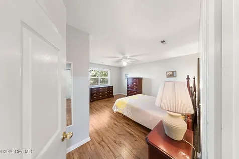 3030 Marsh Winds Circle Southport NC 28461