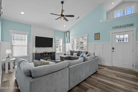 134 NE 5th Street Oak Island NC 28465