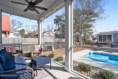 134 NE 5th Street Oak Island NC 28465