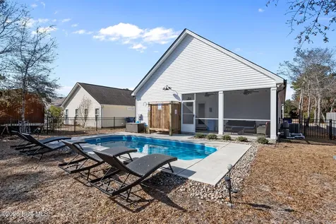 134 NE 5th Street Oak Island NC 28465