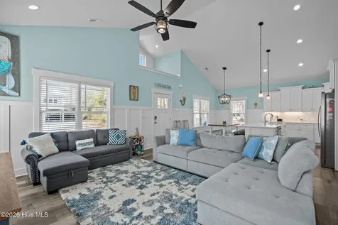 134 NE 5th Street Oak Island NC 28465