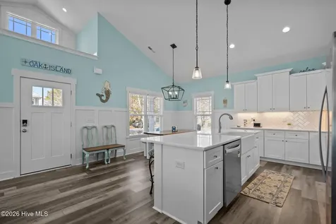 134 NE 5th Street Oak Island NC 28465