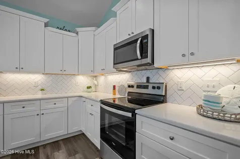 134 NE 5th Street Oak Island NC 28465
