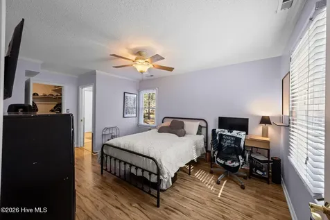 802 Black Swan Road New Bern NC 28560
