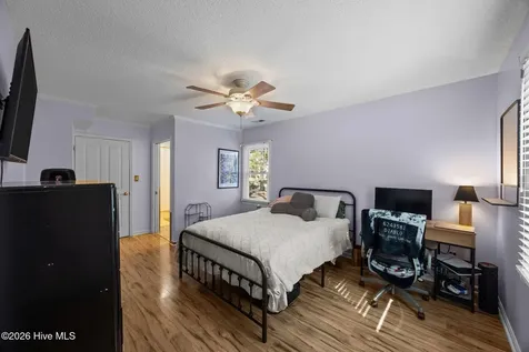 802 Black Swan Road New Bern NC 28560