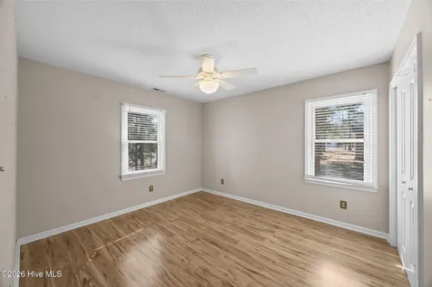802 Black Swan Road New Bern NC 28560