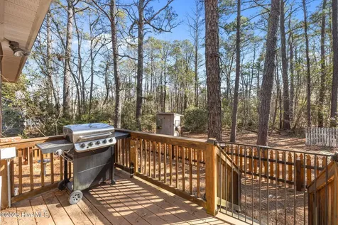 802 Black Swan Road New Bern NC 28560