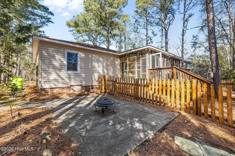 802 Black Swan Road New Bern NC 28560