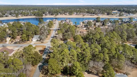 802 Black Swan Road New Bern NC 28560