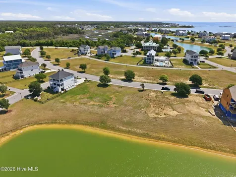 847 Cannonsgate Drive Newport NC 28570