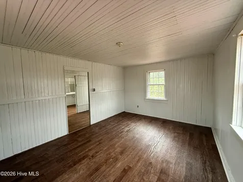 4549 Loop Road Scranton NC 27875