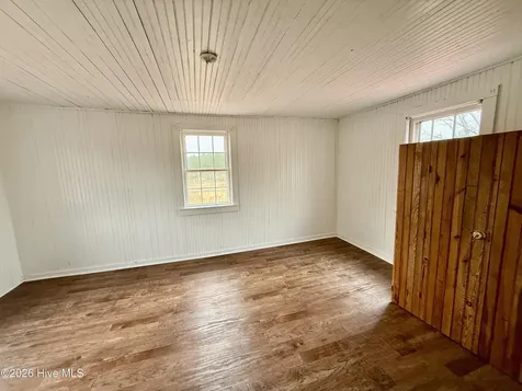 4549 Loop Road Scranton NC 27875