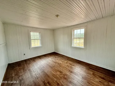 4549 Loop Road Scranton NC 27875