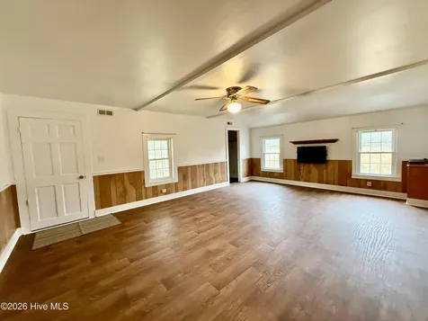 4549 Loop Road Scranton NC 27875