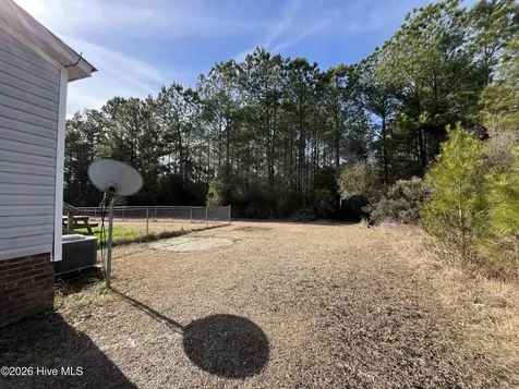 179 Aberdeen Lane Jacksonville NC 28540