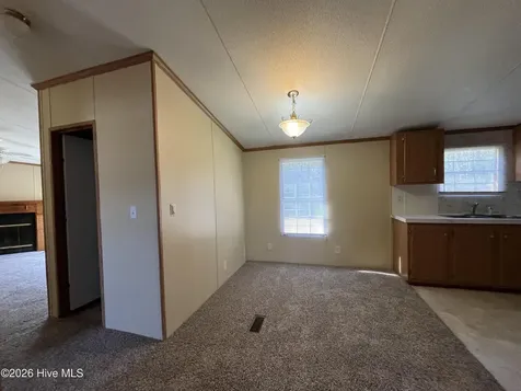 179 Aberdeen Lane Jacksonville NC 28540