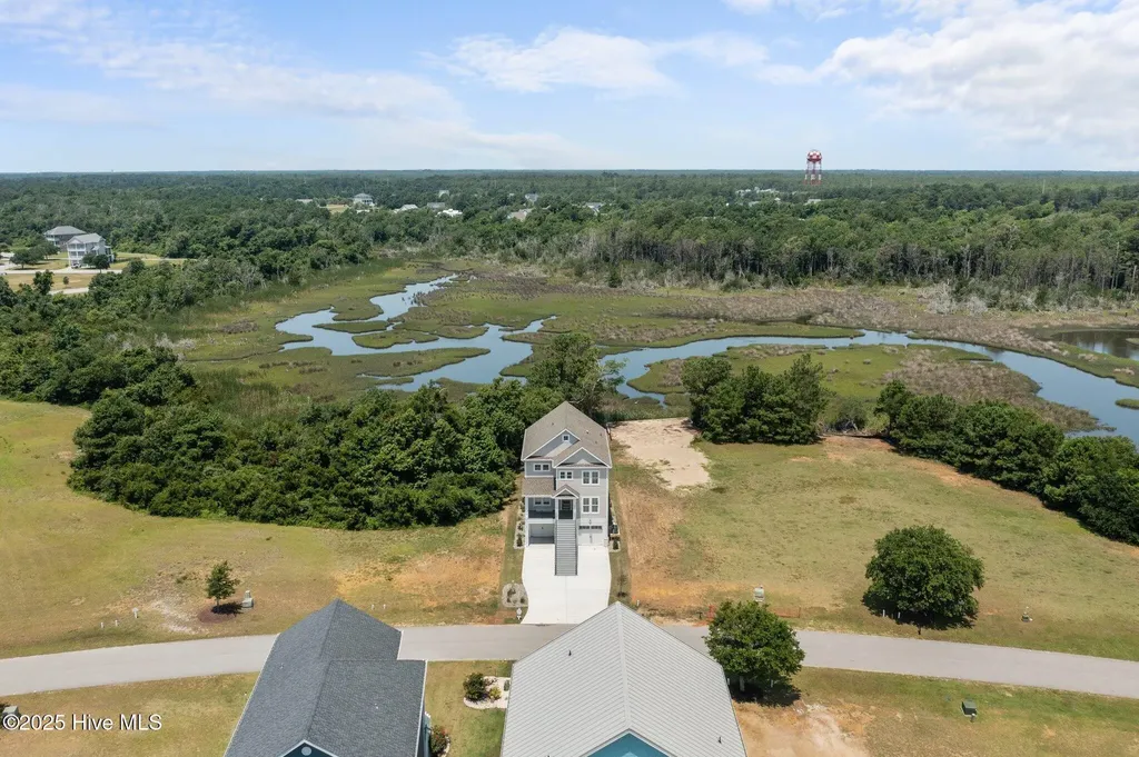 609 Cannonsgate Drive Newport NC 28570