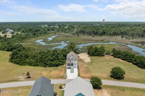 609 Cannonsgate Drive Newport NC 28570