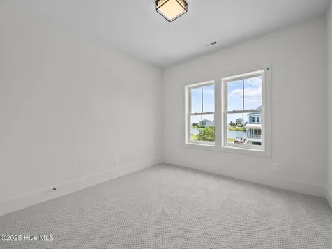 609 Cannonsgate Drive Newport NC 28570
