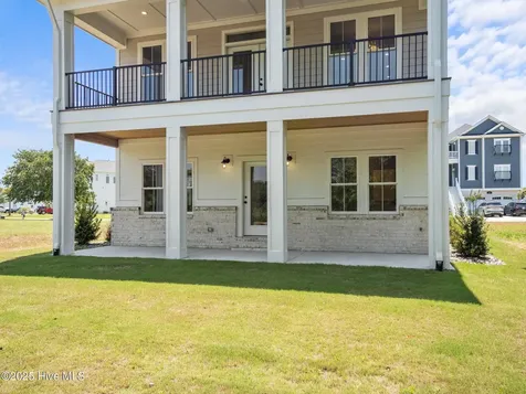 609 Cannonsgate Drive Newport NC 28570