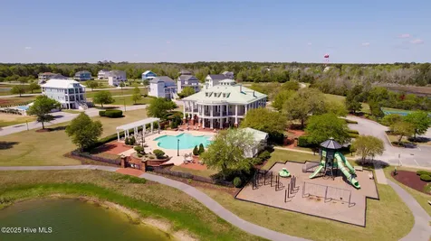 609 Cannonsgate Drive Newport NC 28570