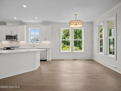 609 Cannonsgate Drive Newport NC 28570