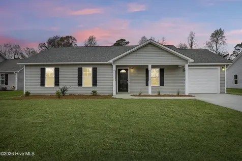 506 Hadnot Avenue Maysville NC 28555