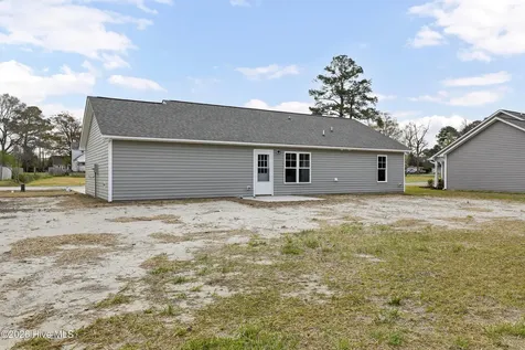 506 Hadnot Avenue Maysville NC 28555