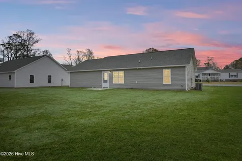 506 Hadnot Avenue Maysville NC 28555