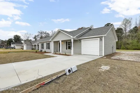 506 Hadnot Avenue Maysville NC 28555