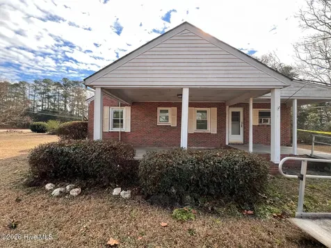 10199 Aberdeen Road Aberdeen NC 28315