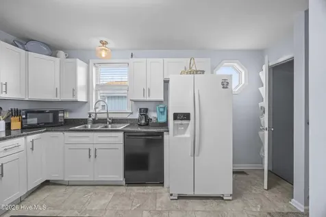 511 N Carolina Beach Avenue Carolina Beach NC 28428