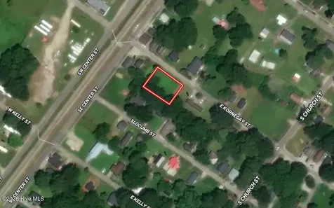 Off Of E Kornegay Street Mount Olive NC 28365