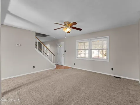 422 Thomas Drive Jacksonville NC 28546
