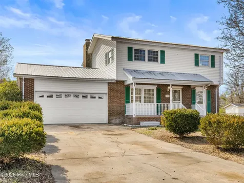 422 Thomas Drive Jacksonville NC 28546