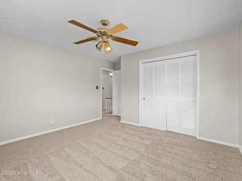 422 Thomas Drive Jacksonville NC 28546