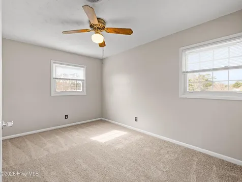 422 Thomas Drive Jacksonville NC 28546