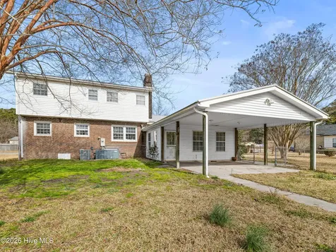 422 Thomas Drive Jacksonville NC 28546