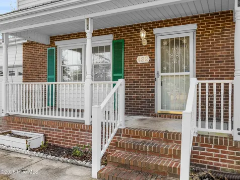 422 Thomas Drive Jacksonville NC 28546