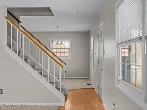 422 Thomas Drive Jacksonville NC 28546