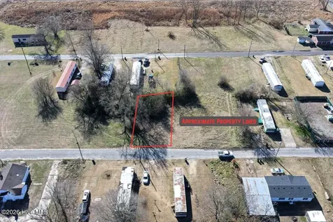 Off Of Franklin Street Mount Olive NC 28365