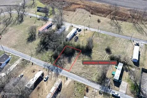 Off Of Franklin Street Mount Olive NC 28365