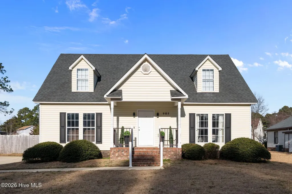 905 Autumn Drive Greenville NC 27834