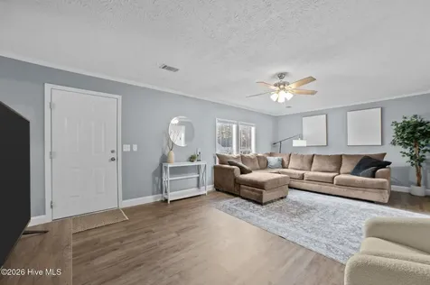 905 Autumn Drive Greenville NC 27834