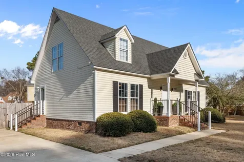 905 Autumn Drive Greenville NC 27834