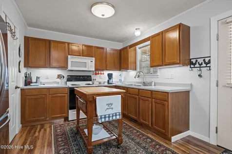 585 Roberts Road Newport NC 28570