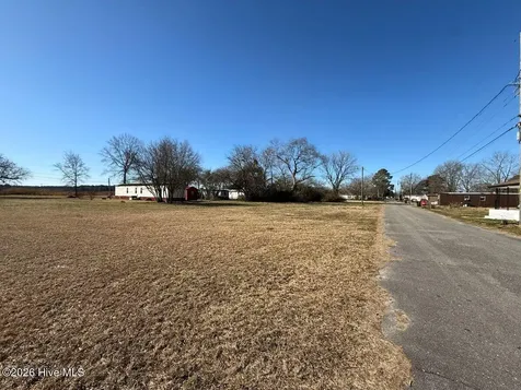 Off Of Franklin Street Mount Olive NC 28365