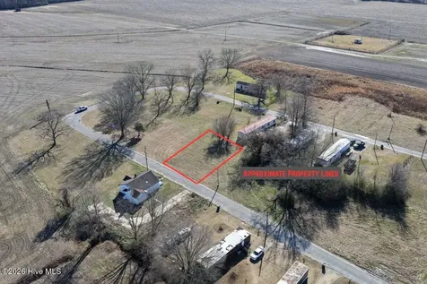 Off Of Franklin Street Mount Olive NC 28365