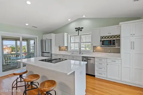 121 Ferry Road Holden Beach NC 28462